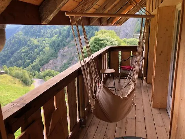 De L'eau Rousse La Léchère